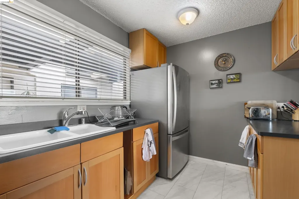 1 Embarcadero Oakland CA 94607
