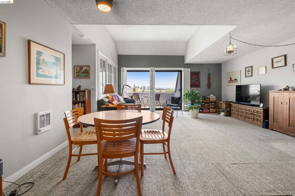 1 Embarcadero Oakland CA 94607