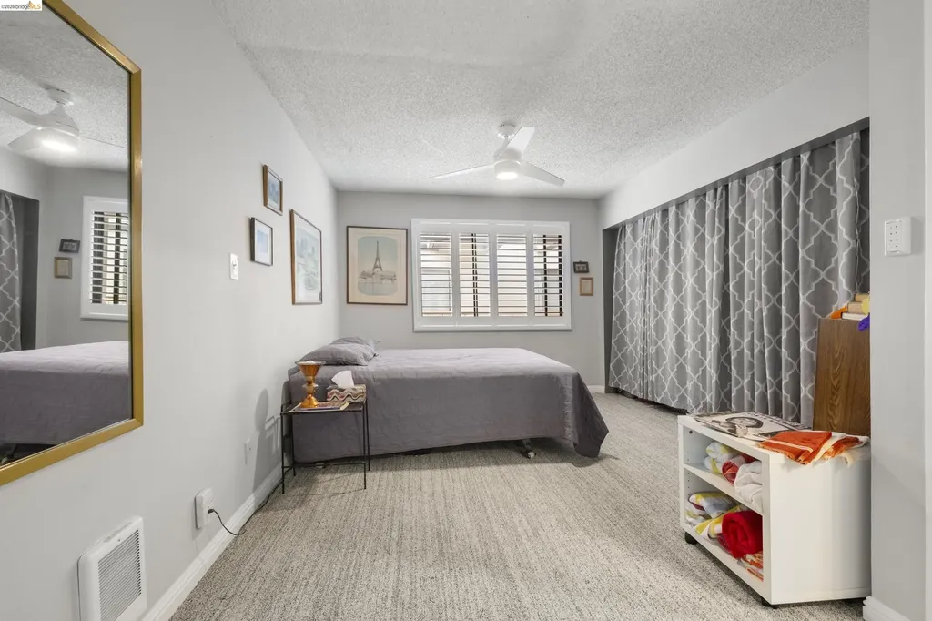 1 Embarcadero Oakland CA 94607