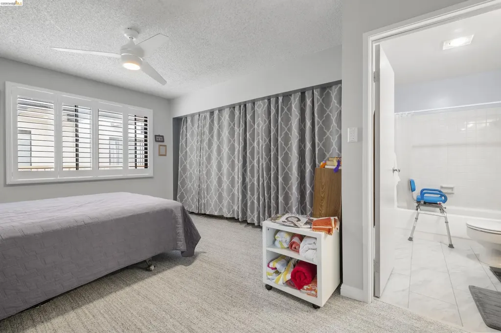 1 Embarcadero Oakland CA 94607