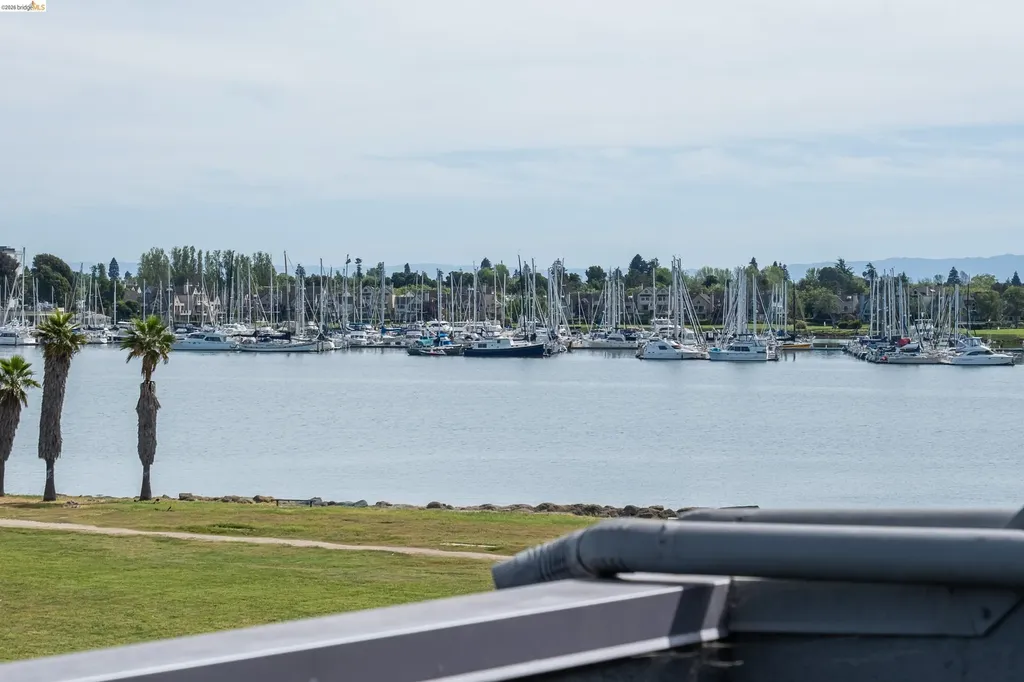 1 Embarcadero Oakland CA 94607