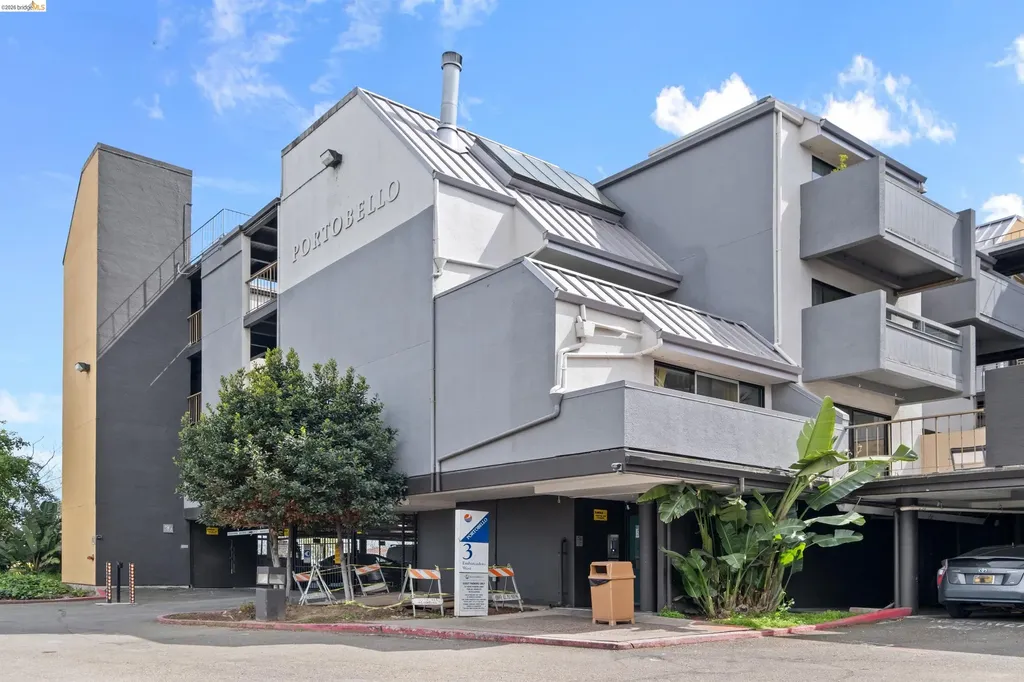 1 Embarcadero Oakland CA 94607