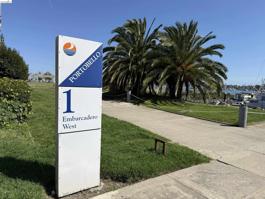 1 Embarcadero Oakland CA 94607