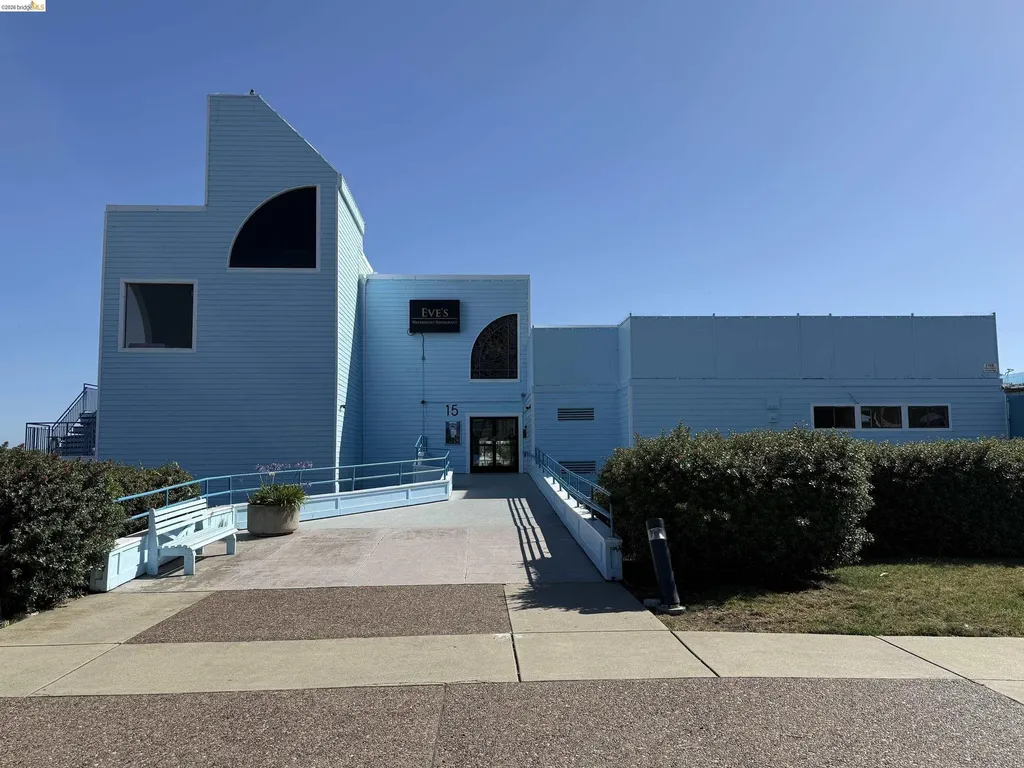 1 Embarcadero Oakland CA 94607