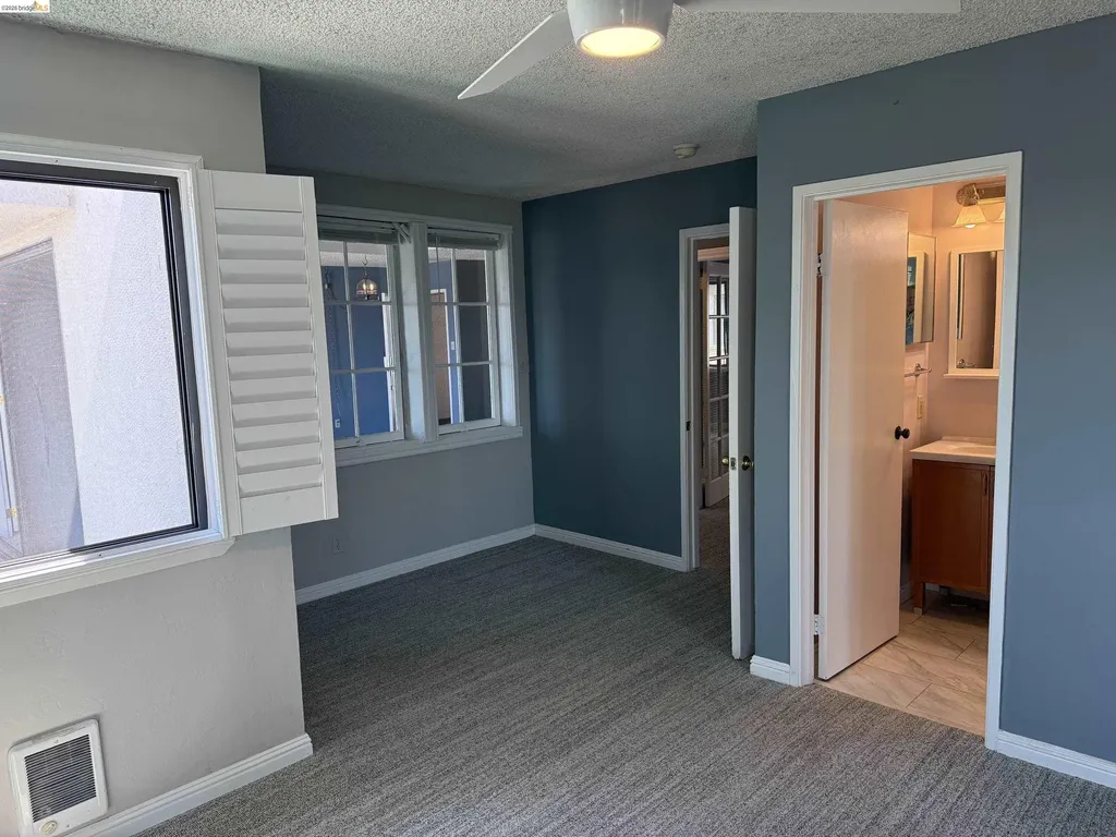 1 Embarcadero Oakland CA 94607