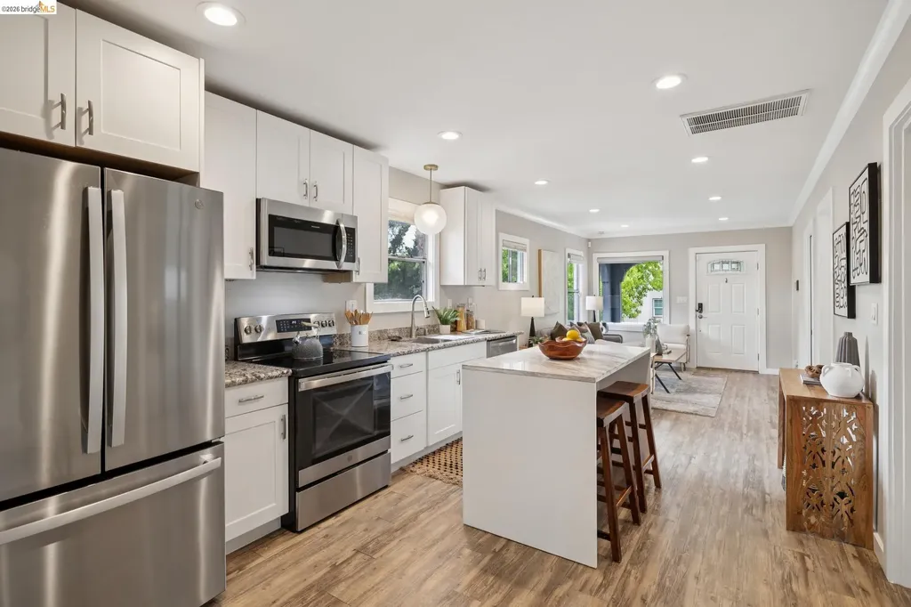 4006 Laurel Avenue Oakland CA 94602