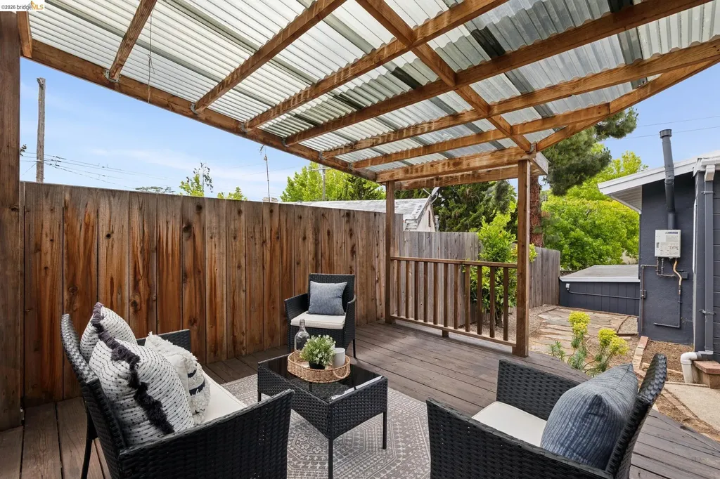 4006 Laurel Avenue Oakland CA 94602