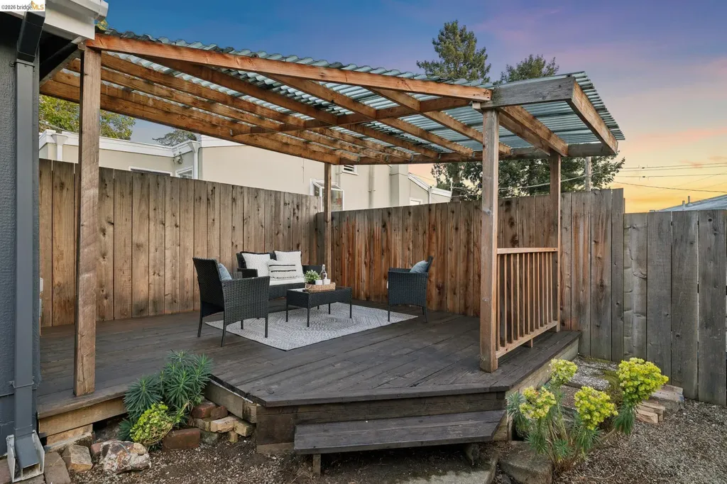 4006 Laurel Avenue Oakland CA 94602