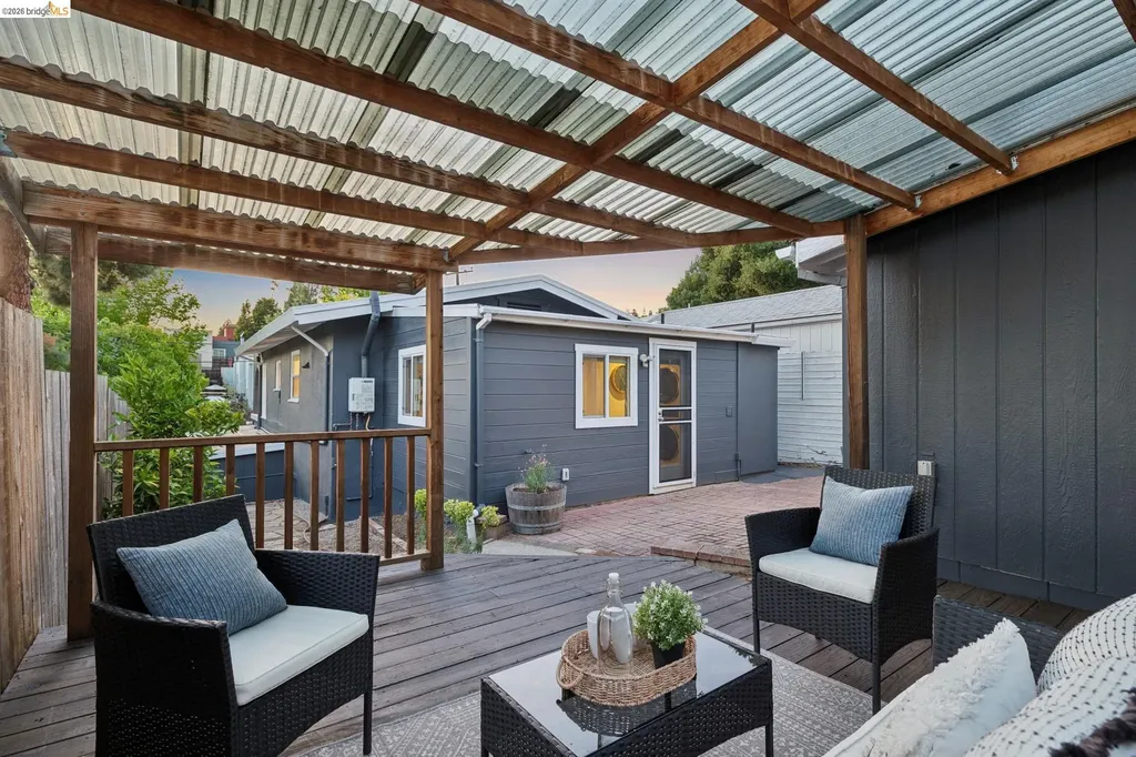 4006 Laurel Avenue Oakland CA 94602
