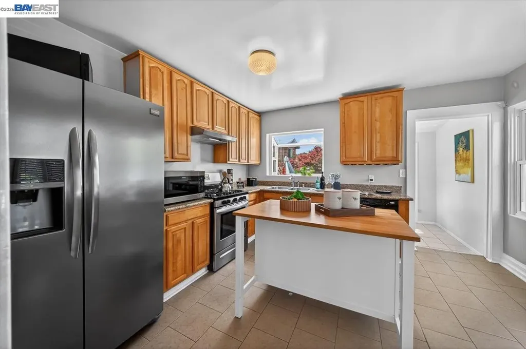 1175 Camelia Street Berkeley CA 94702