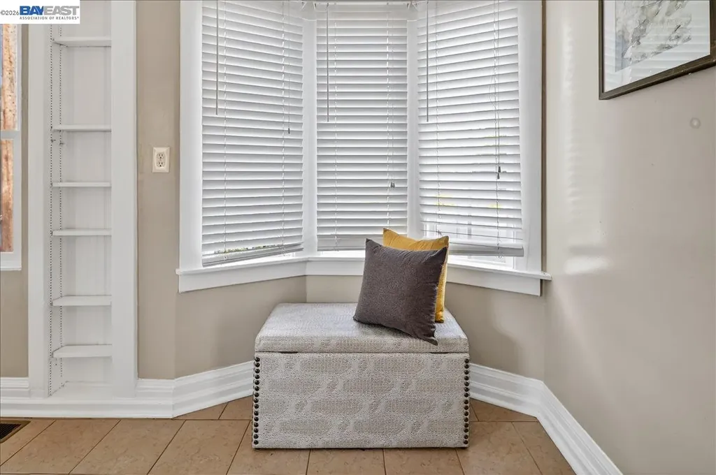 1175 Camelia Street Berkeley CA 94702
