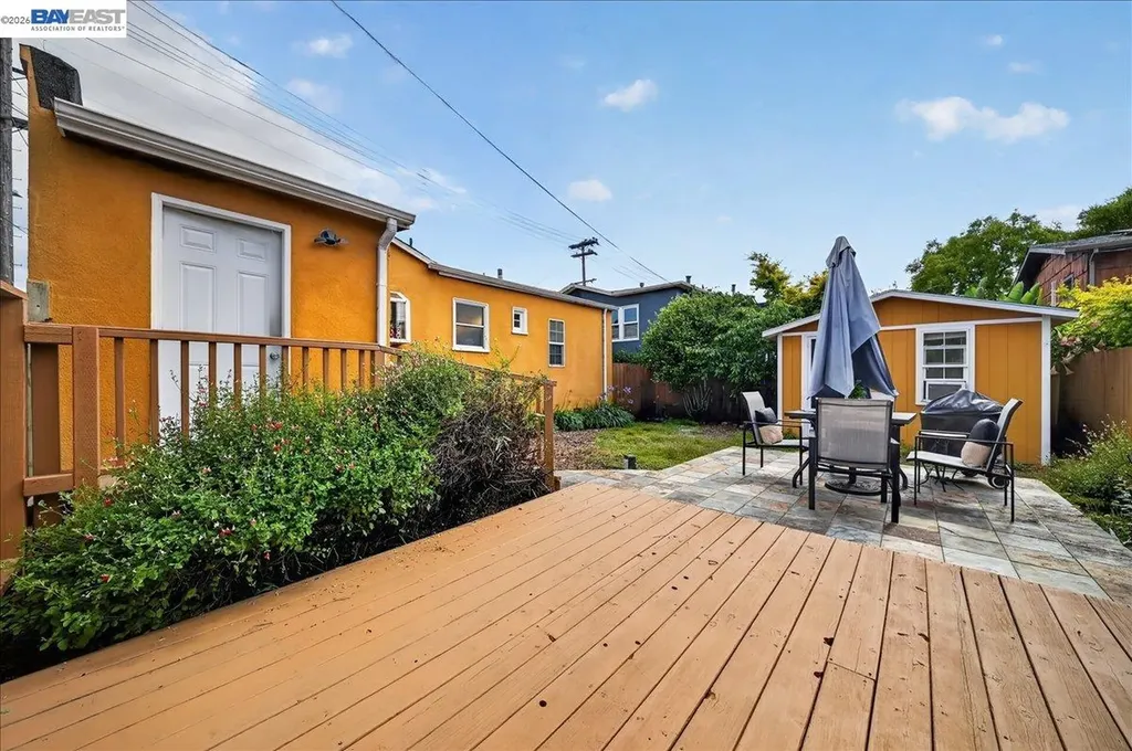 1175 Camelia Street Berkeley CA 94702