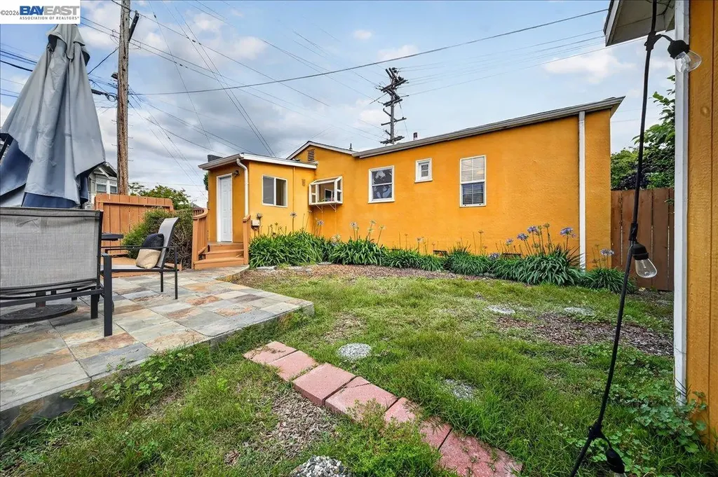 1175 Camelia Street Berkeley CA 94702