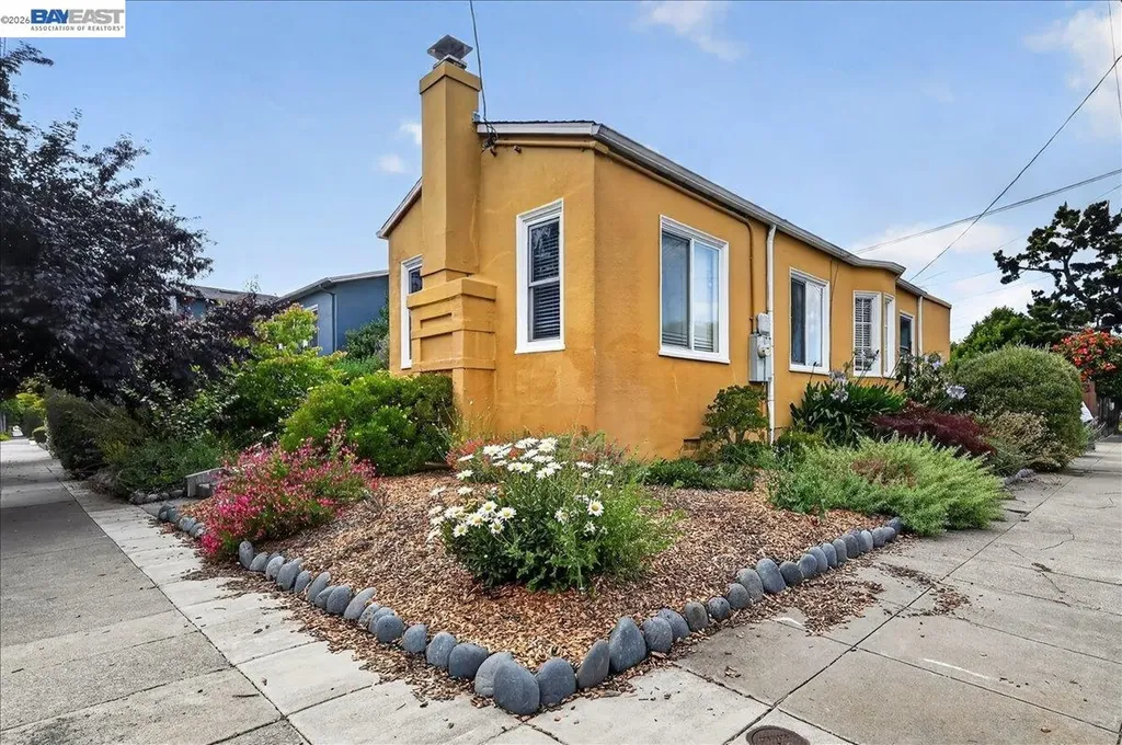 1175 Camelia Street Berkeley CA 94702