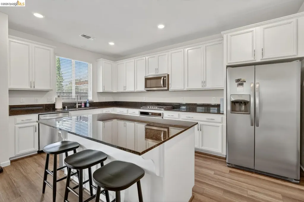 669 Longmont Drive Oakley CA 94561