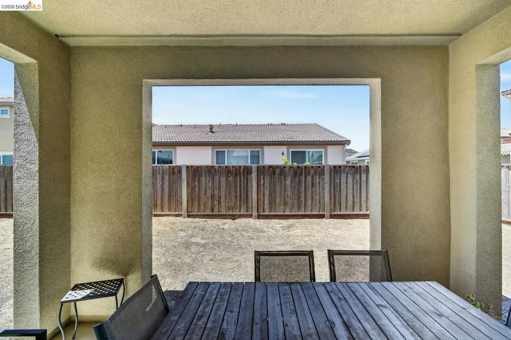 669 Longmont Drive Oakley CA 94561