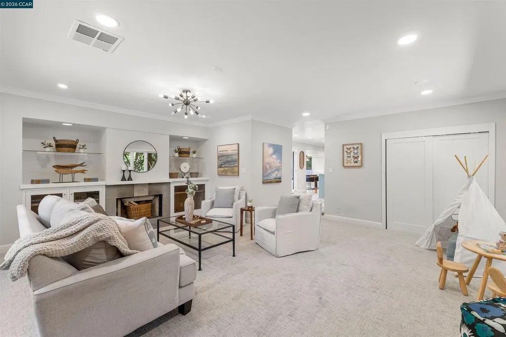3575 Springhill Road Lafayette CA 94549