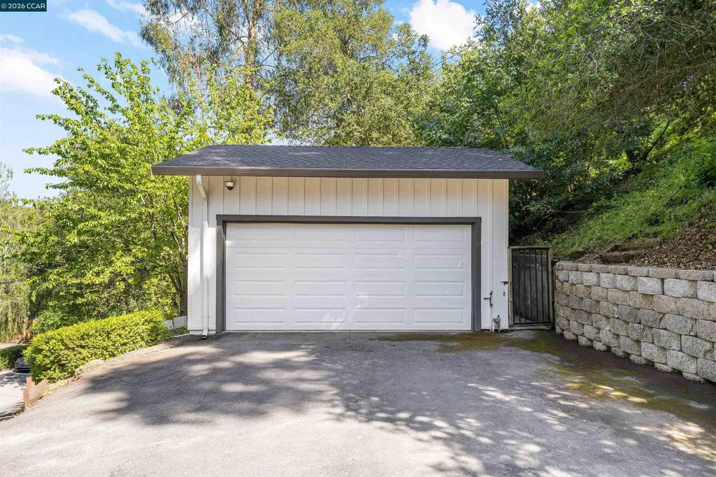 3575 Springhill Road Lafayette CA 94549
