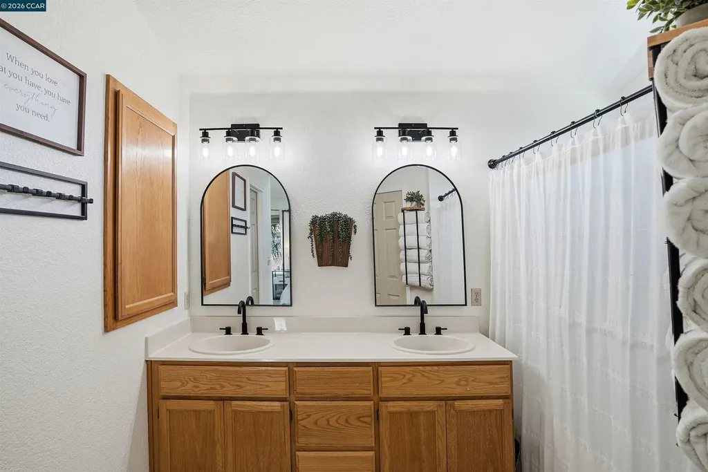 5217 Turf Court Antioch CA 94531