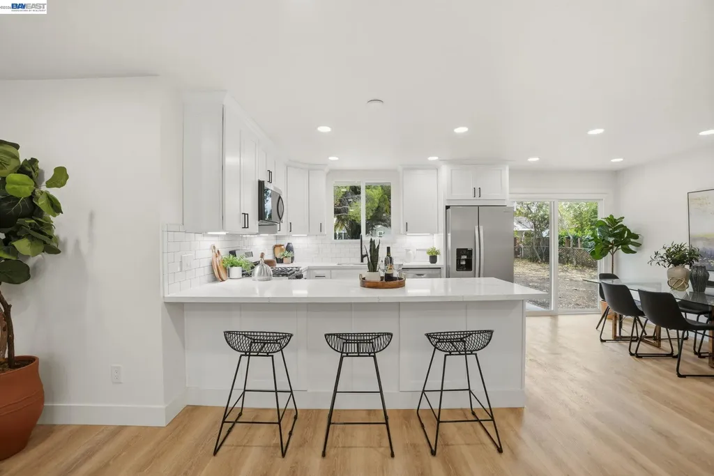 1007 Pleasant Valley Drive Pleasant Hill CA 94523
