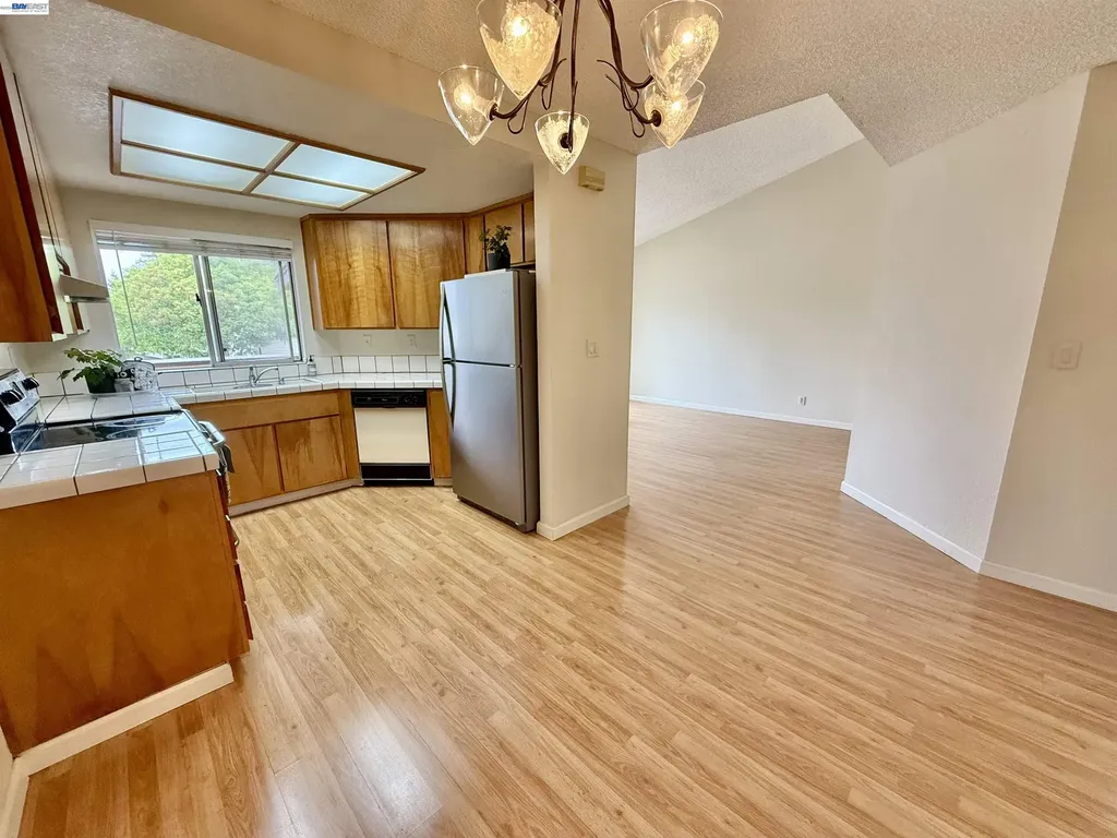 3835 Yorkshire San Leandro CA 94578