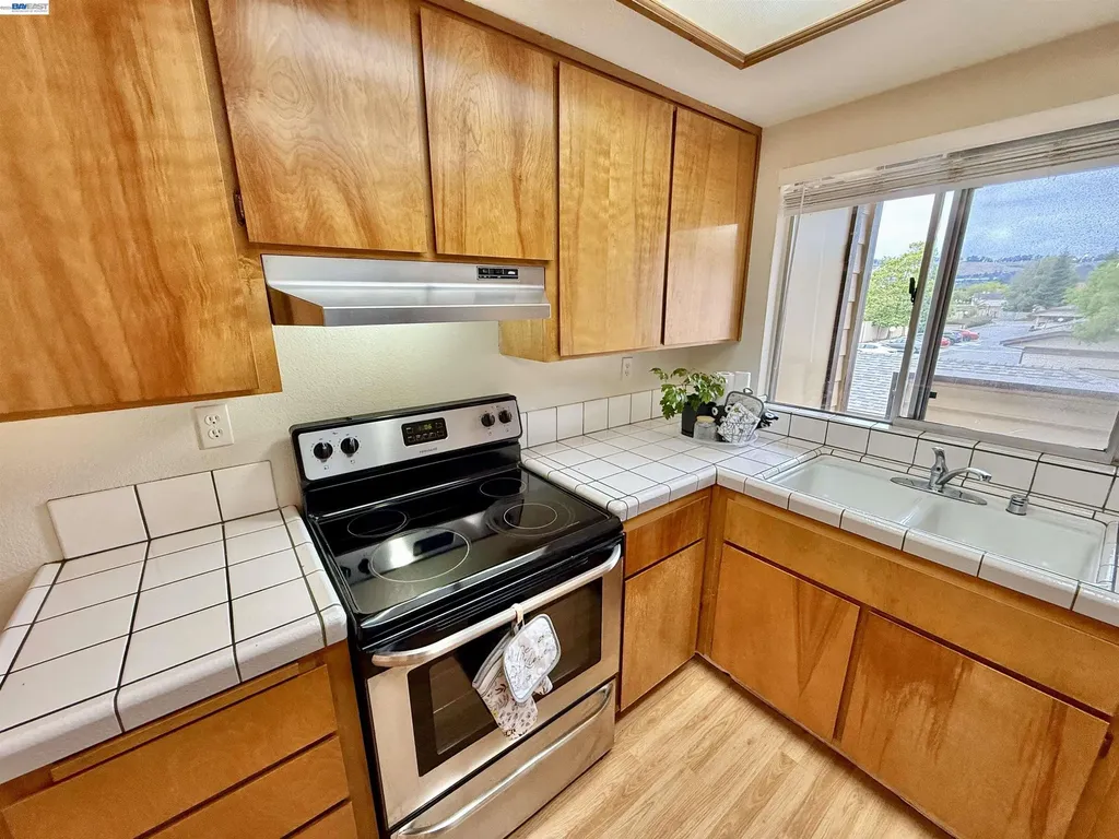 3835 Yorkshire San Leandro CA 94578