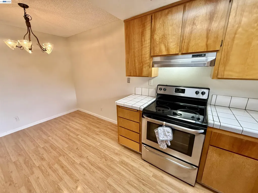 3835 Yorkshire San Leandro CA 94578