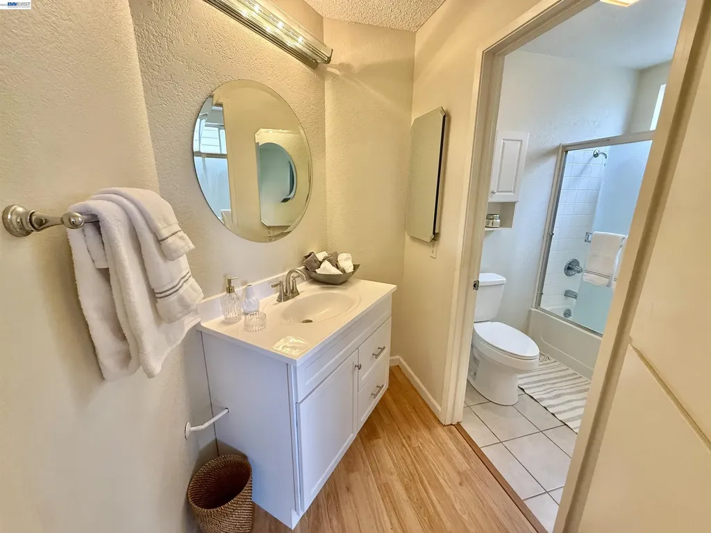 3835 Yorkshire San Leandro CA 94578