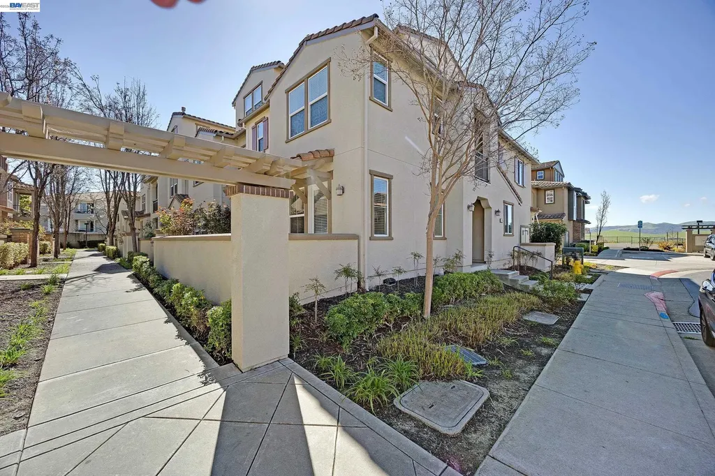 5216 Fioli Loop San Ramon CA 94582
