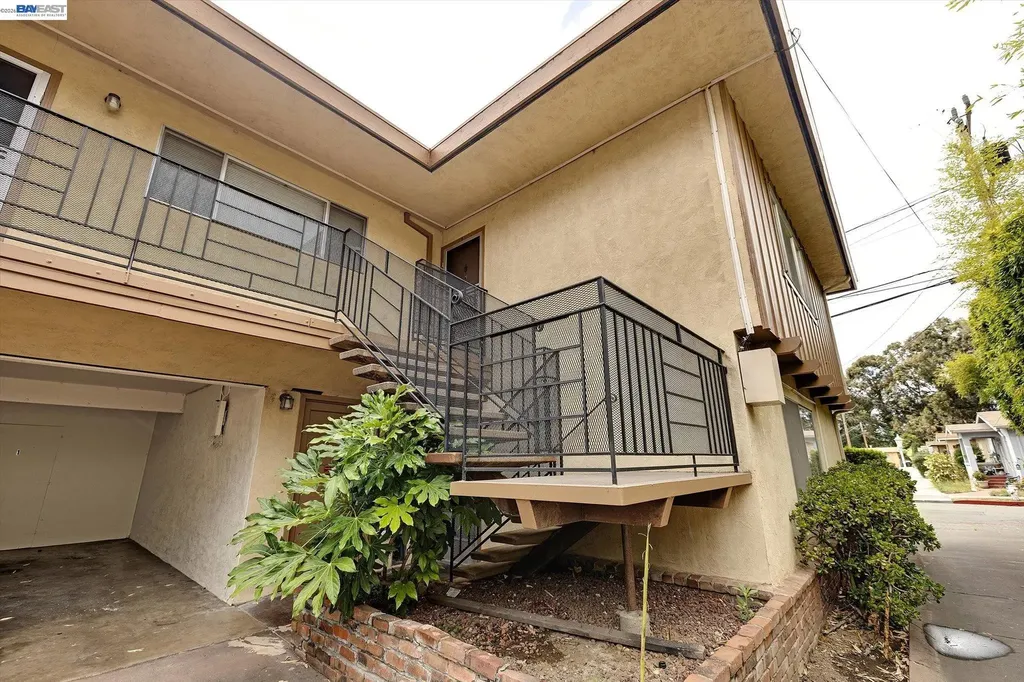 145 Chumalia Street San Leandro CA 94577