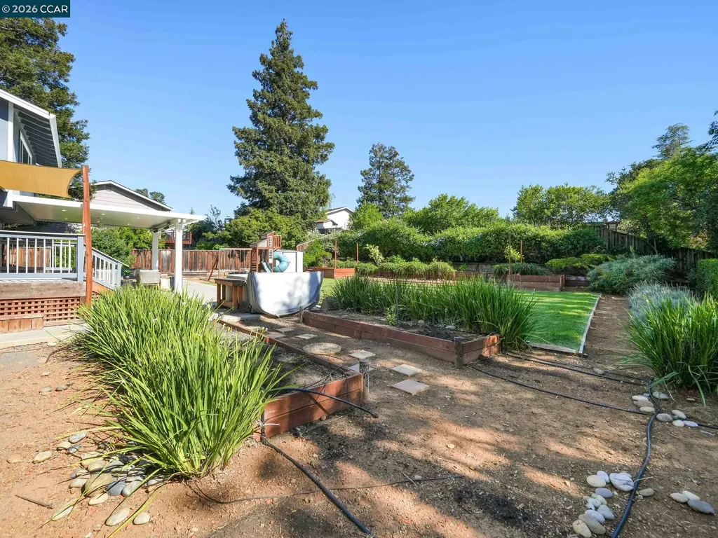 32 Atchinson Stage Court Clayton CA 94517