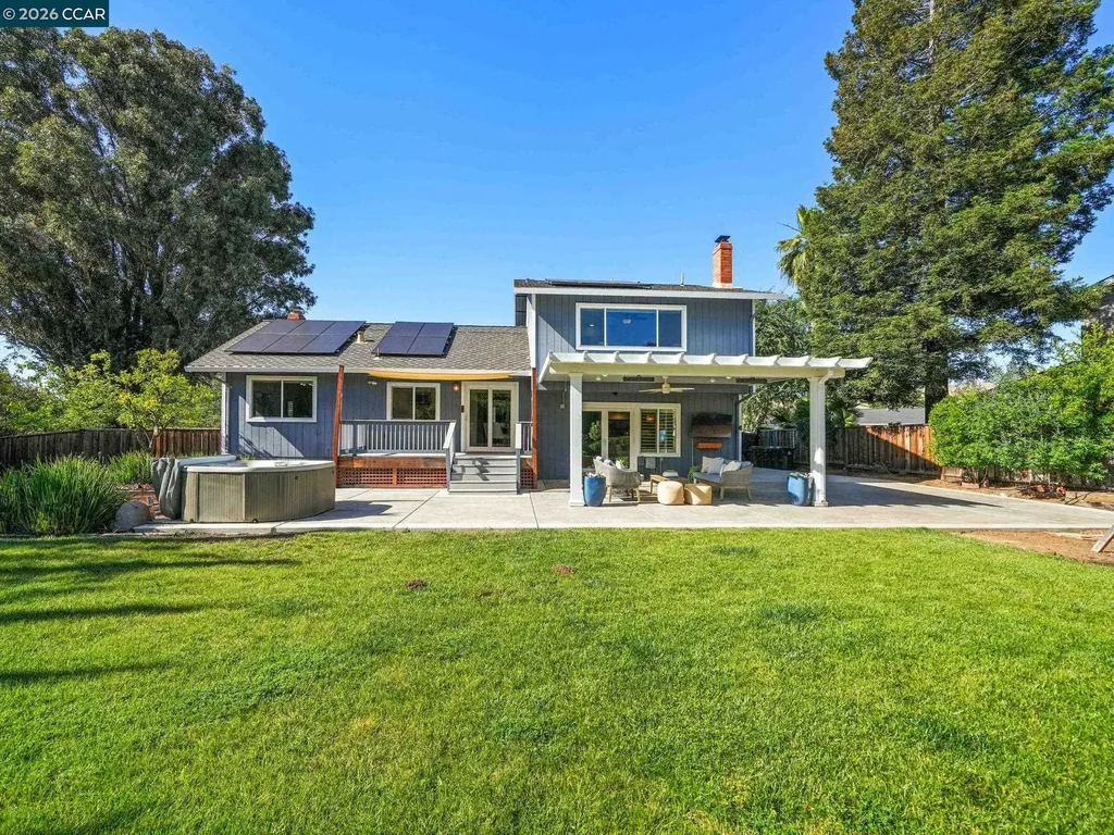 32 Atchinson Stage Court Clayton CA 94517