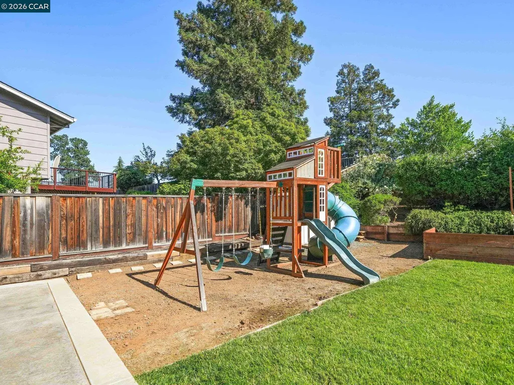 32 Atchinson Stage Court Clayton CA 94517