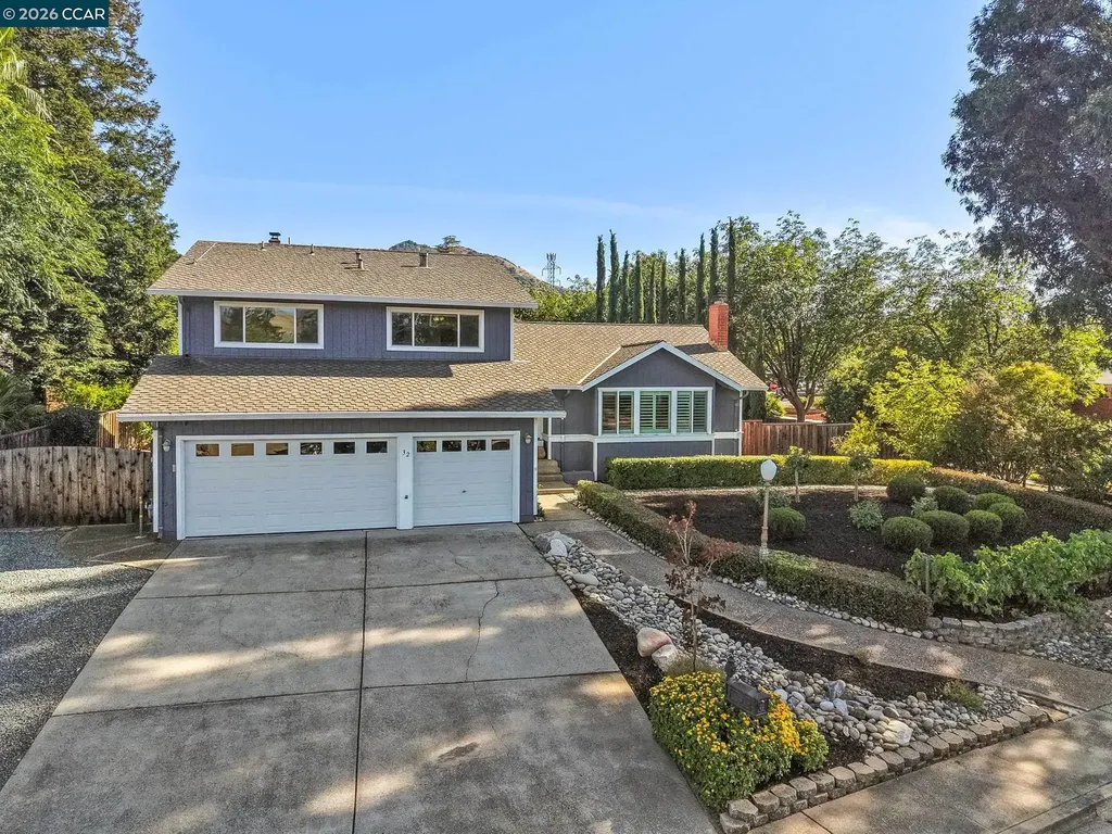 32 Atchinson Stage Court Clayton CA 94517