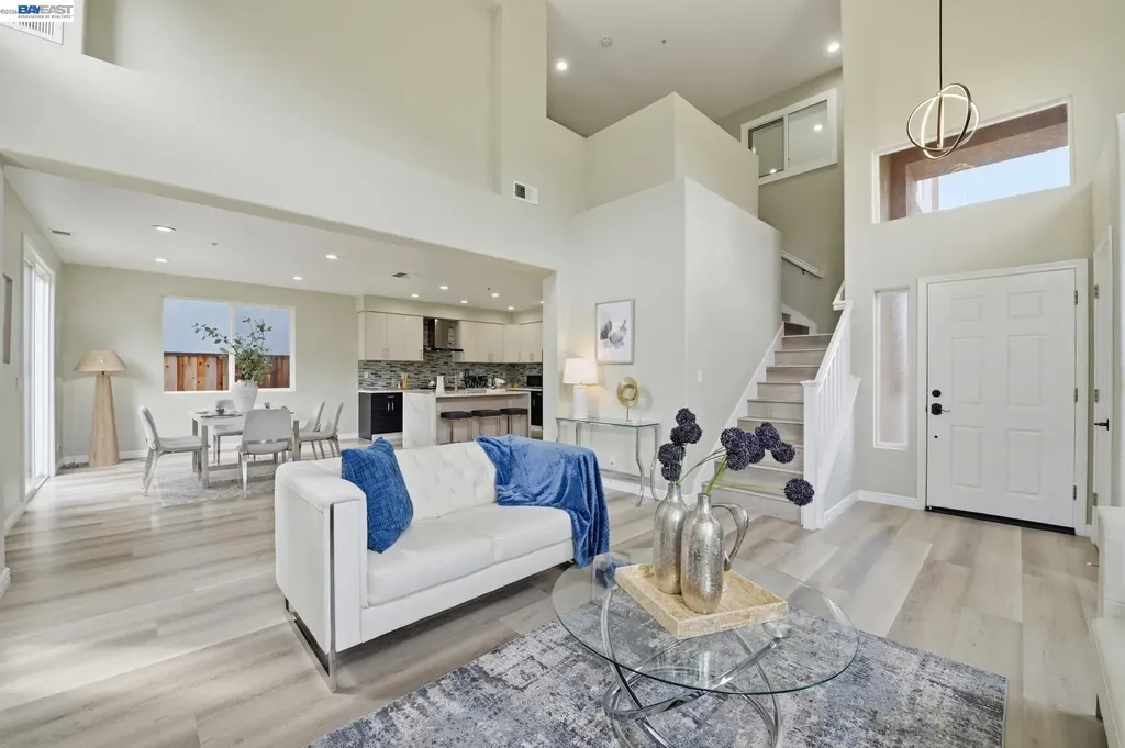 32501 Carmel Way Union City CA 94587