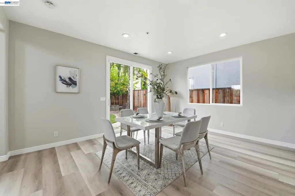 32501 Carmel Way Union City CA 94587