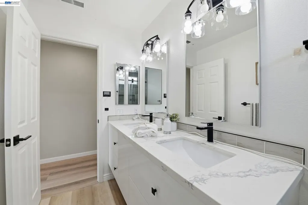 32501 Carmel Way Union City CA 94587