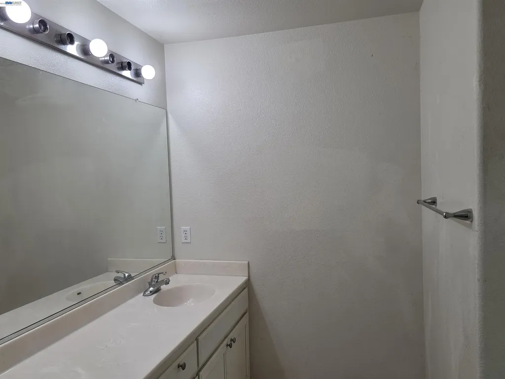 378 Alvarado Street San Leandro CA 94577