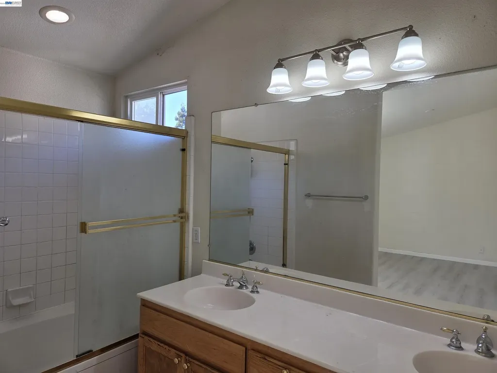 378 Alvarado Street San Leandro CA 94577