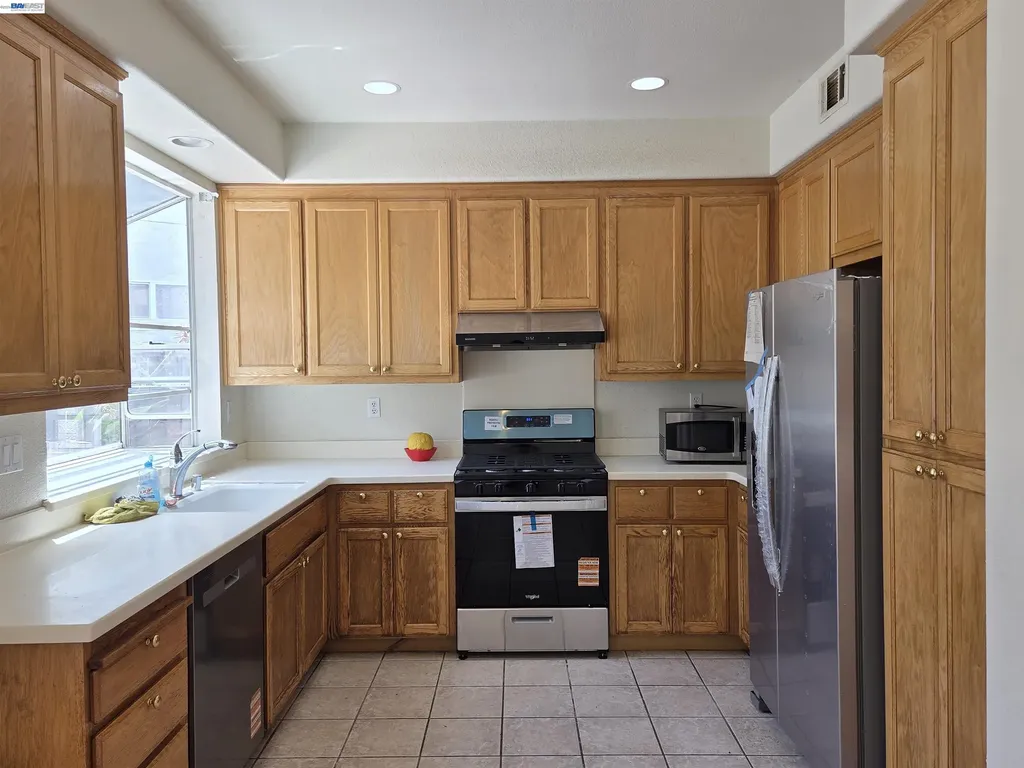 378 Alvarado Street San Leandro CA 94577