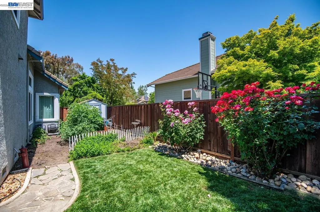 3837 Hillside Avenue Livermore CA 94551