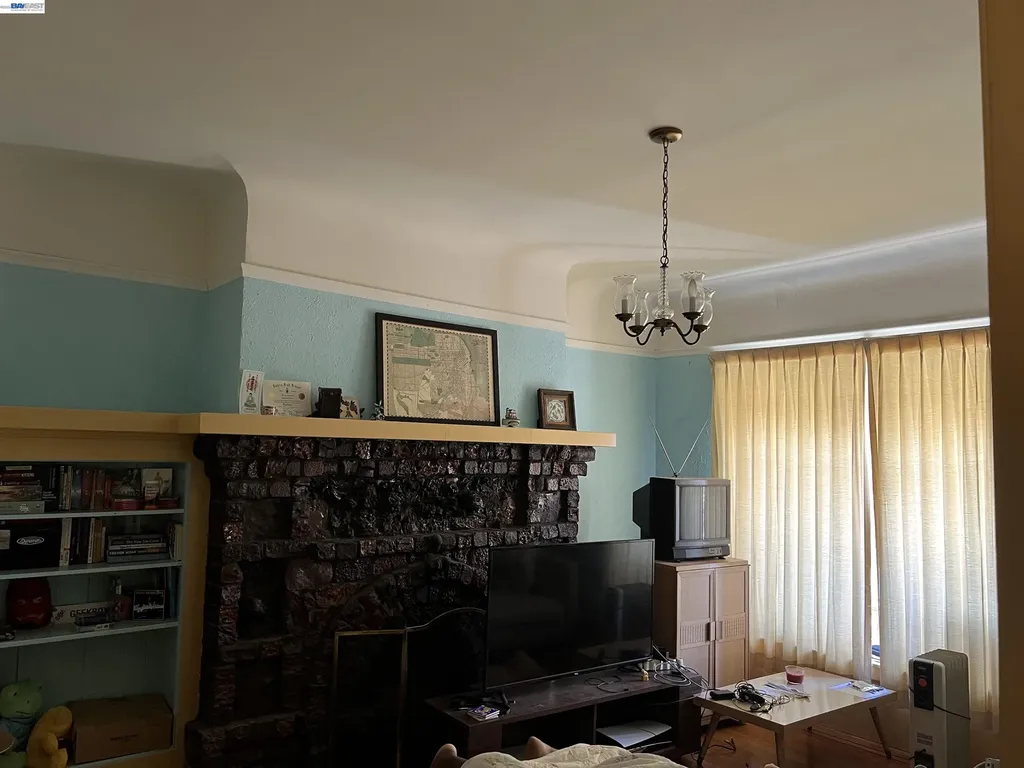 710-712 9th Avenue San Francisco CA 94118