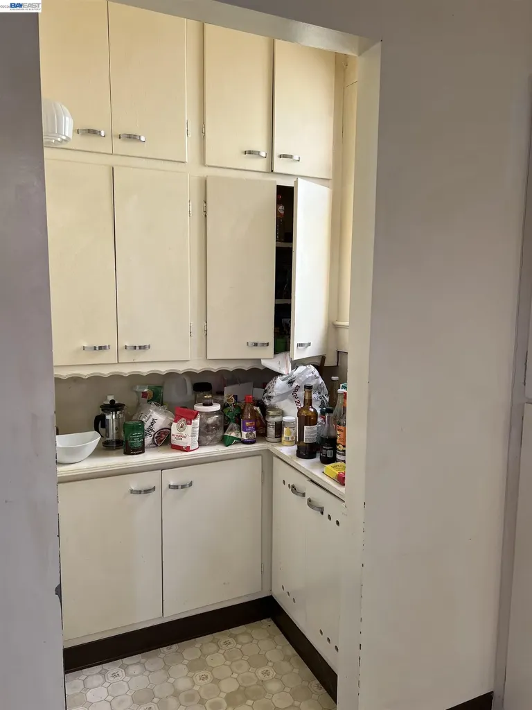 710-712 9th Avenue San Francisco CA 94118