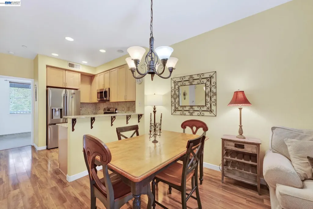 655 Veranda Circle Hayward CA 94541
