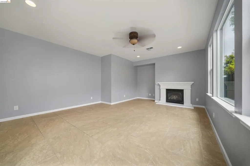 423 Toscana Way Hayward CA 94545