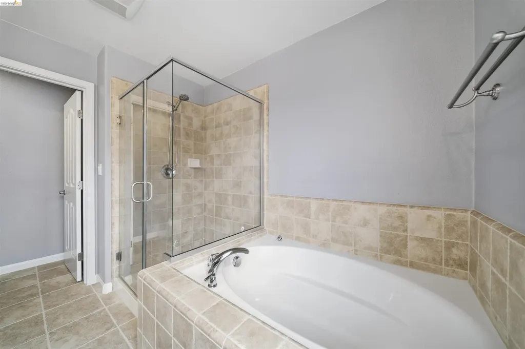 423 Toscana Way Hayward CA 94545