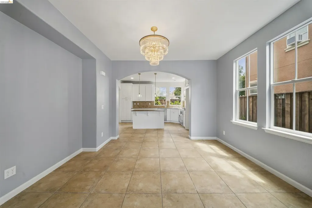 423 Toscana Way Hayward CA 94545