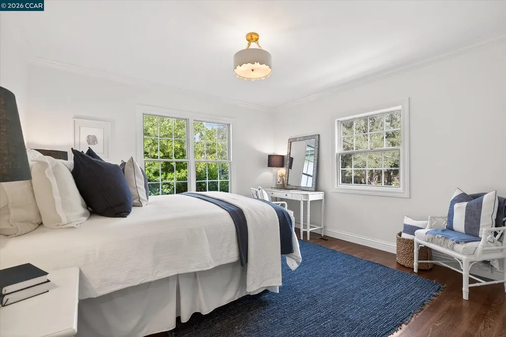 21 Camino Del Diablo Orinda CA 94563