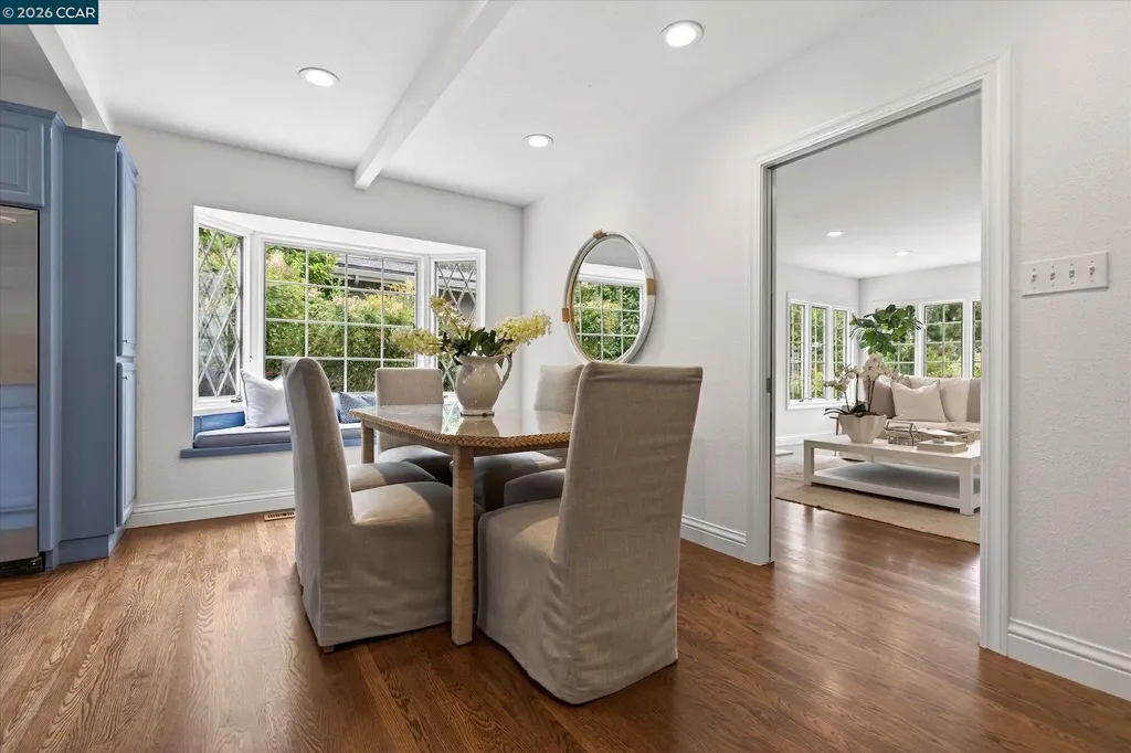 21 Camino Del Diablo Orinda CA 94563