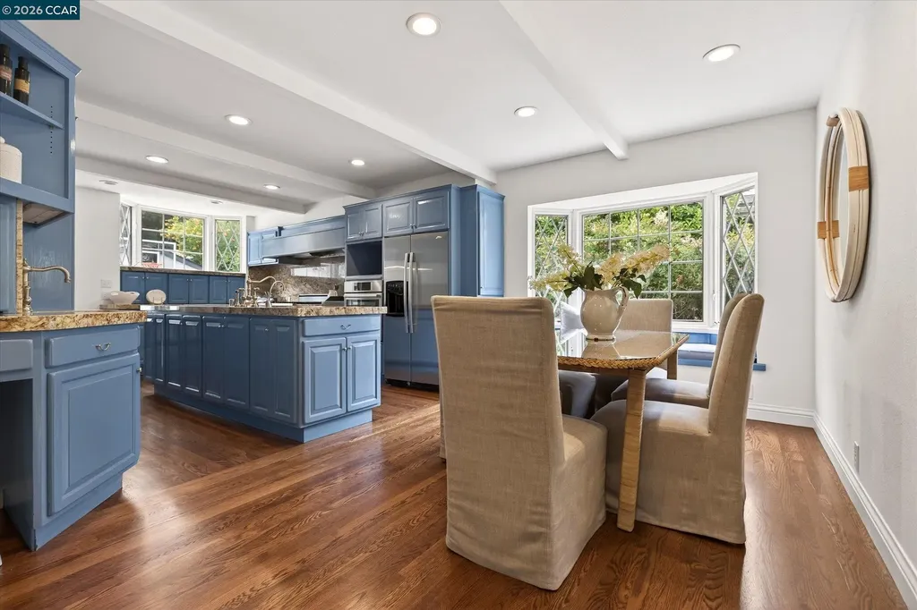 21 Camino Del Diablo Orinda CA 94563